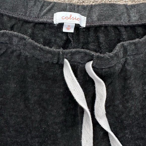 shorts - Picture 2 of 3